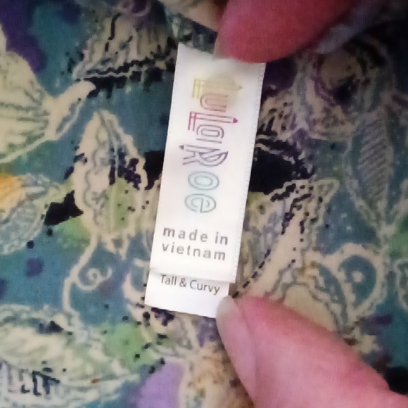 TC LuLaRoe leaf leggings - Picture 3 of 3